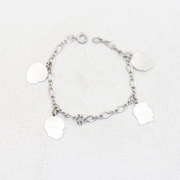 7 inch, Vintage Sterling Silver Name Charms Charm Bracelet by Beau-ster - T22 - Picture 1 of 4